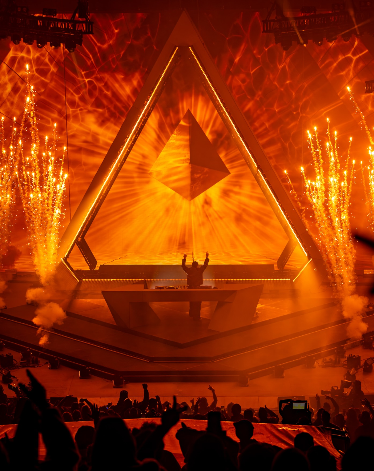 ALESSO - RED ROCKS AMPITHEATRE